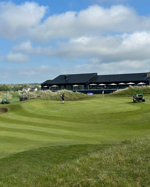 Carr_Golf_Maintenance_Homepage_Testimonials_Leader_Links course green aprons
